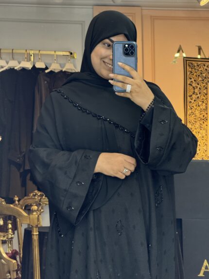 عبا لوزی